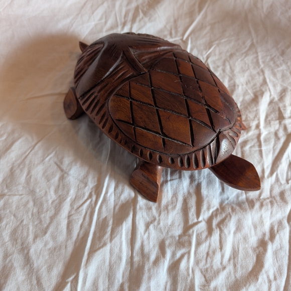 Vintage Other - 2/40$ Vintage Brown Hand Carved Turtle Trinket Box